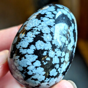 Snowflake Obsidian egg