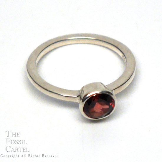 Garnet Round Faceted Sterling Silver Ring; size 6