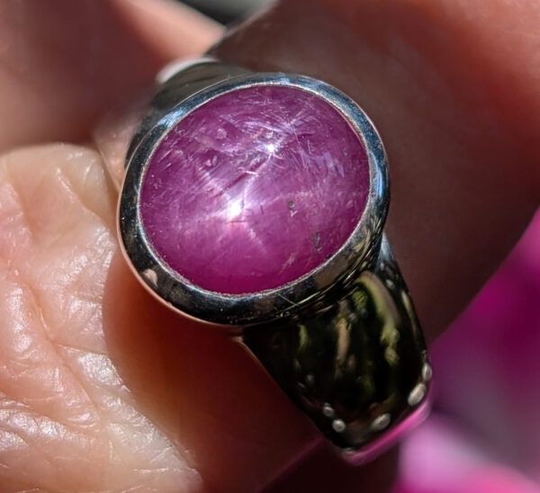 Star Ruby Oval Sterling Silver Ring; size 7 1/2