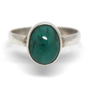 Emerald Oval Sterling Silver Ring; size 8