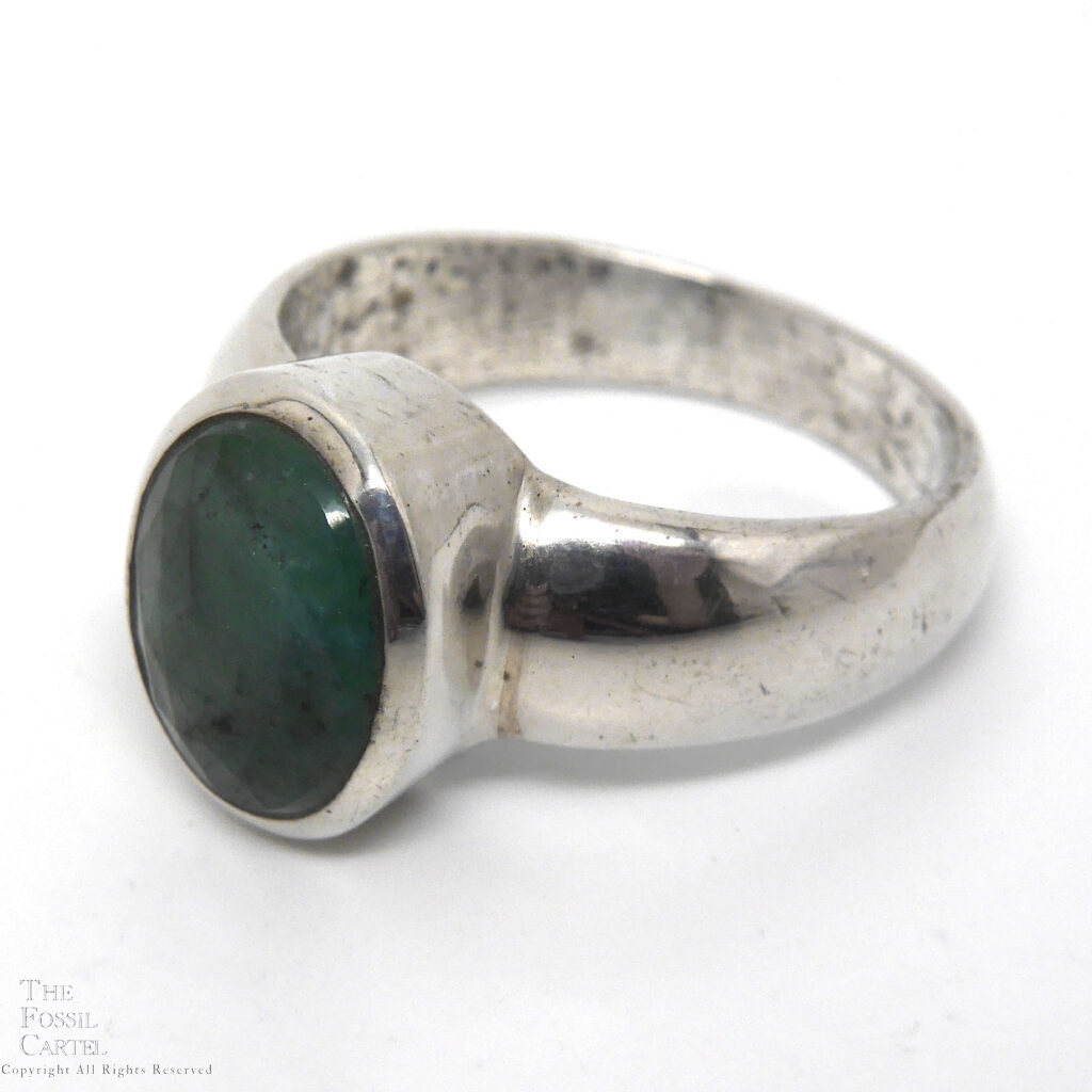 Emerald Oval Sterling Silver Ring; size 9 1/2 - The Fossil Cartel