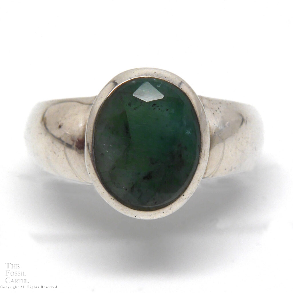 Emerald Oval Sterling Silver Ring; size 9 1/2 - The Fossil Cartel