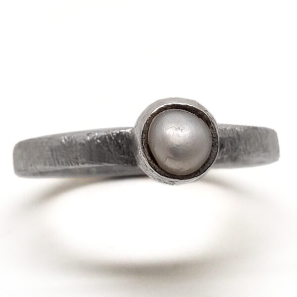 Pearl Sterling Silver Ring; Size 8 1/4