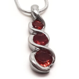 Oregon Sunstone Triple Faceted Sterling Silver Pendant with Chain
