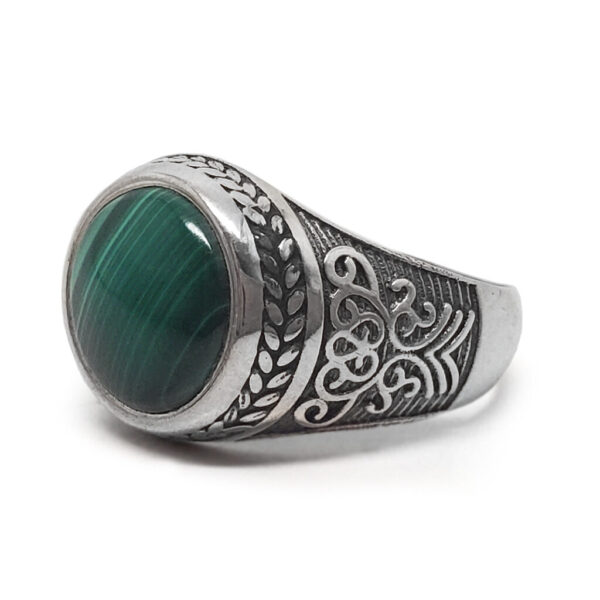 Malachite Round Sterling Silver Men’s Ring; size 11 1/4