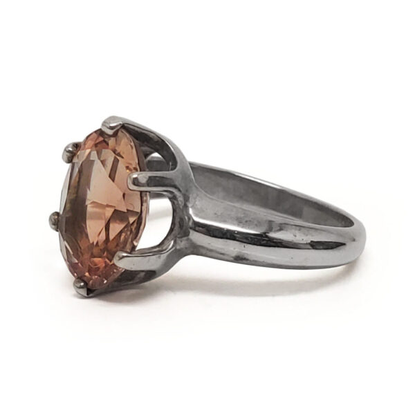 Oregon Sunstone Oval Faceted Sterling Silver Ring; size 8