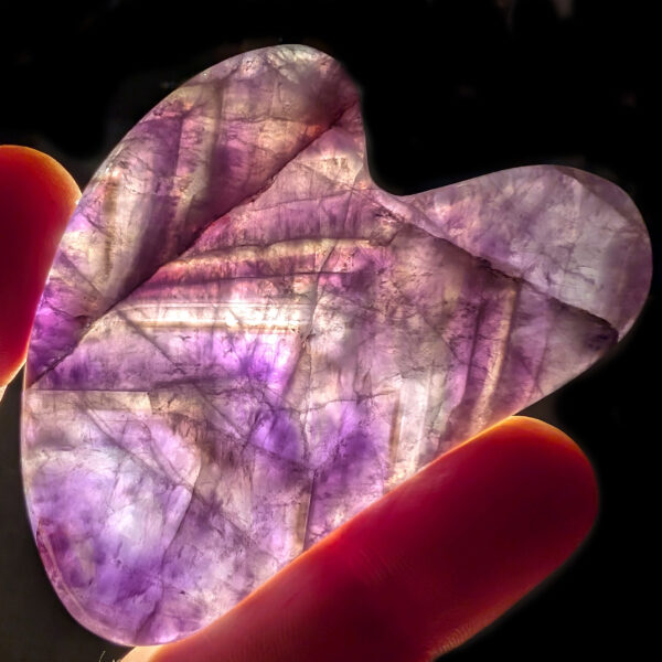 Chevron Amethyst Gua Sha - Image 2