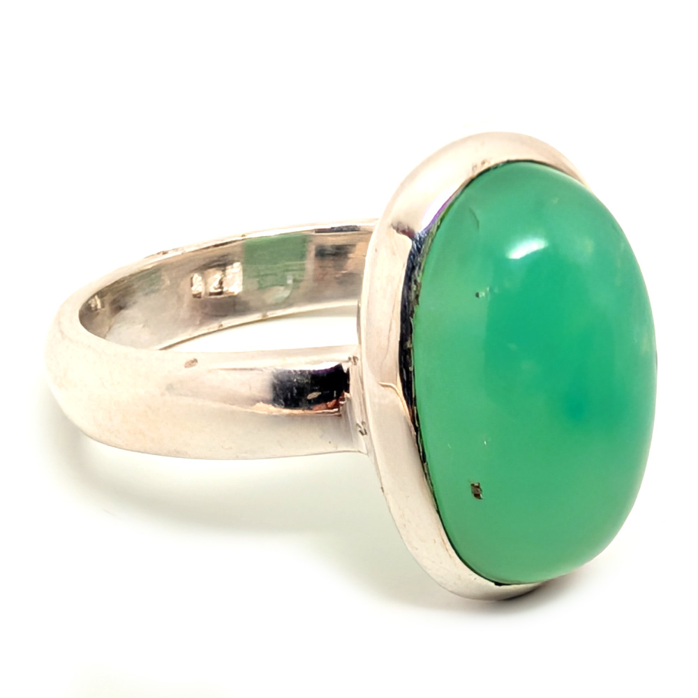 Chrysoprase Oval Sterling Silver Ring; size 6 3/4 Chrysoprase Oval Sterling Silver Ring; size 6 3/4 - Image 2