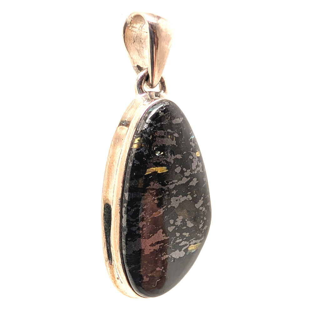 Nuummite Sterling Silver Pendant Nuummite Sterling Silver Pendant - Image 2