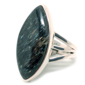 Nuummite Marquise Sterling Silver Ring; size 8